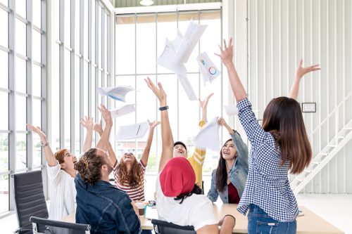 10 Effective Corporate Retreat Ideas That Actually Work