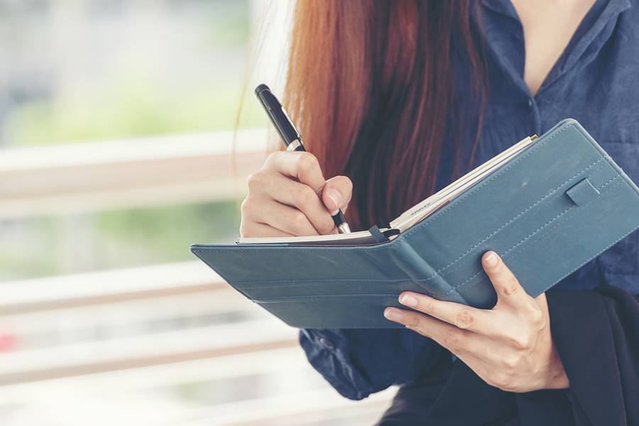 Event Agency vs. In-House Planner: Making the Right Choice Event Agency vs. In-House Planner: Making the Right Choice